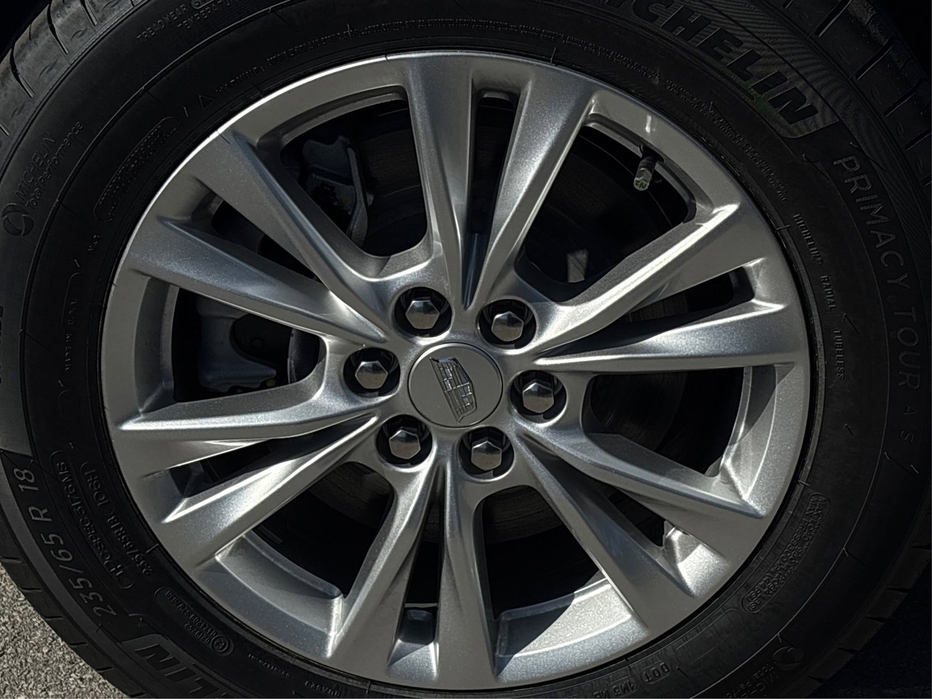 New 2026 Cadillac XT5 Luxury image 12