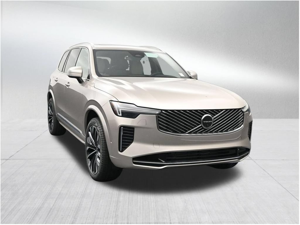 New 2026 Volvo XC90 T8 Plus w/ Protection Package Premier AWD/4WD image 7