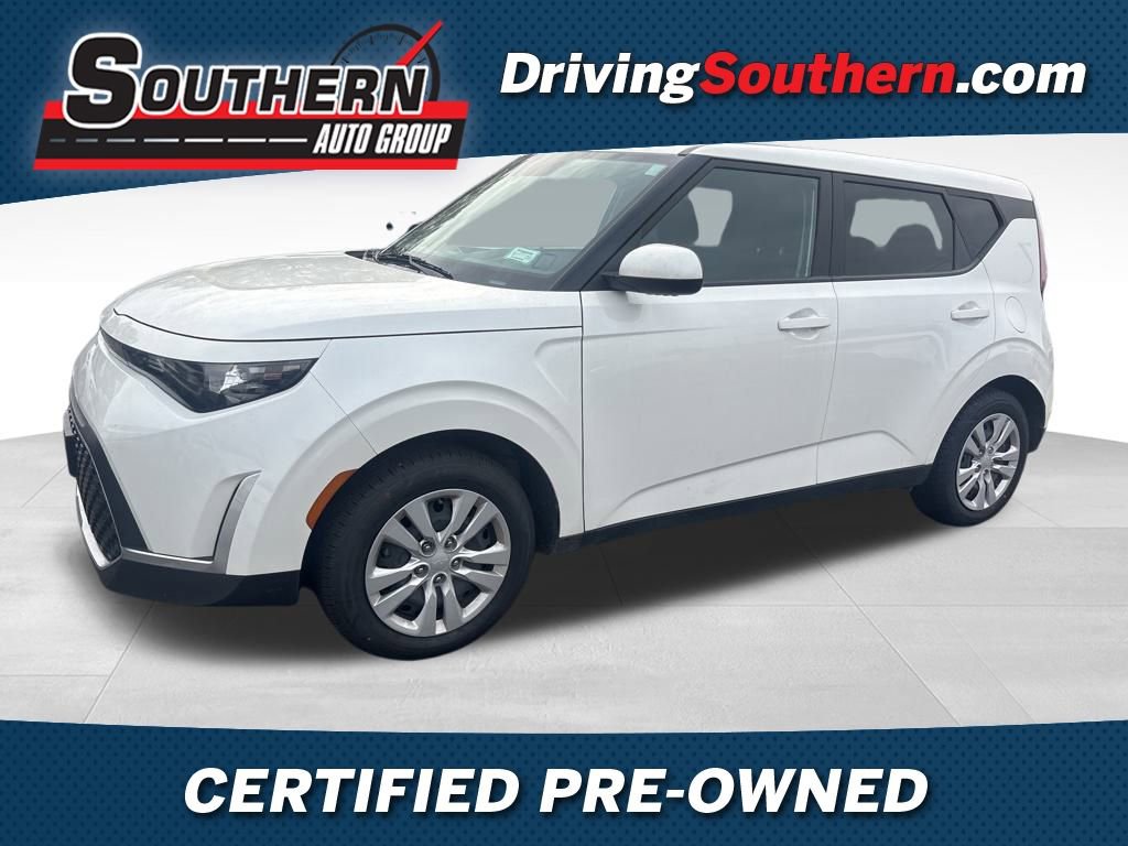 Certified 2023 Kia Soul LX image 1