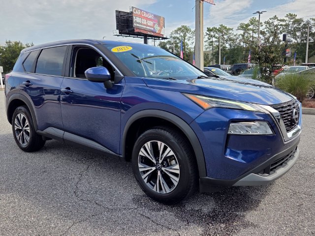 Used 2023 Nissan Rogue SV FWD image 7