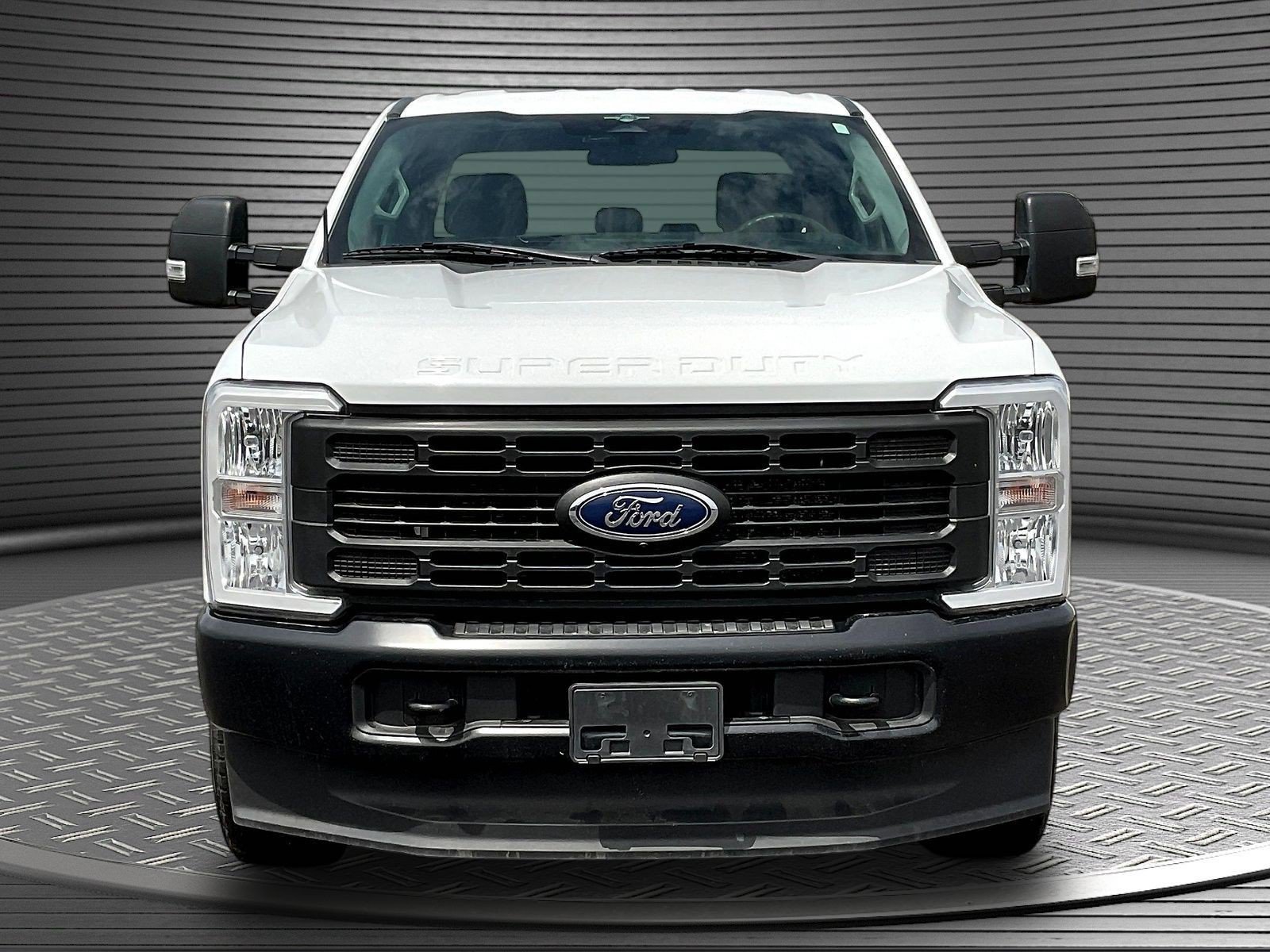 Used 2023 Ford F250 XL w/ 360-Degree Camera Package AWD/4WD image 2