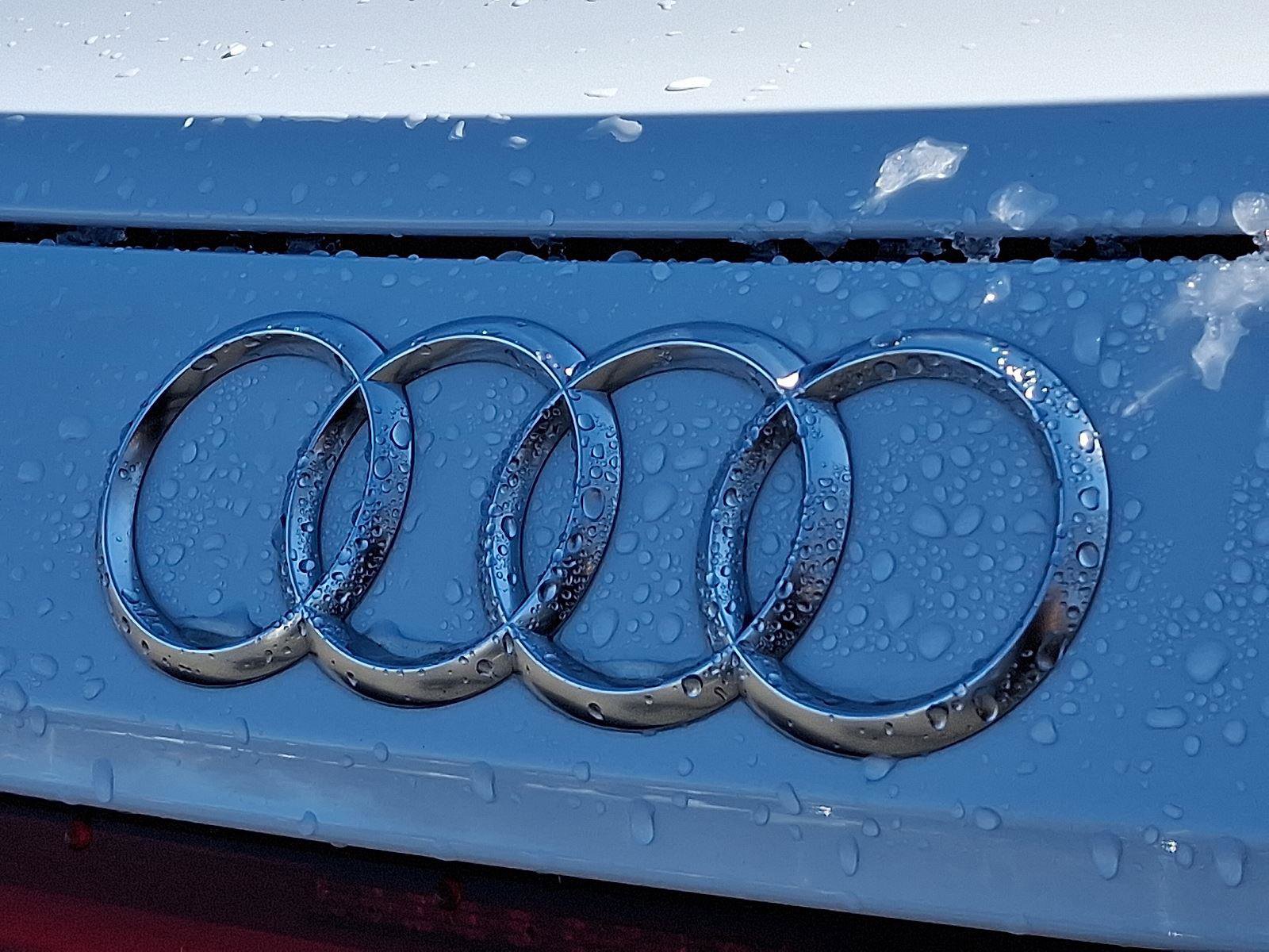 Used 2024 Audi e-tron GT Premium Plus w/ Executive Package image 31