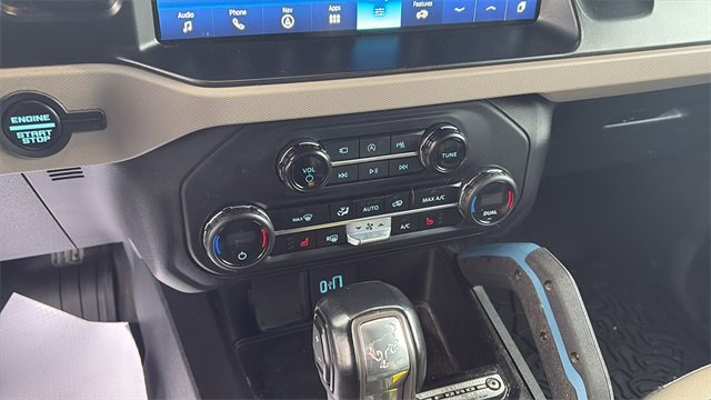 Used 2023 Ford Bronco Wildtrak image 14