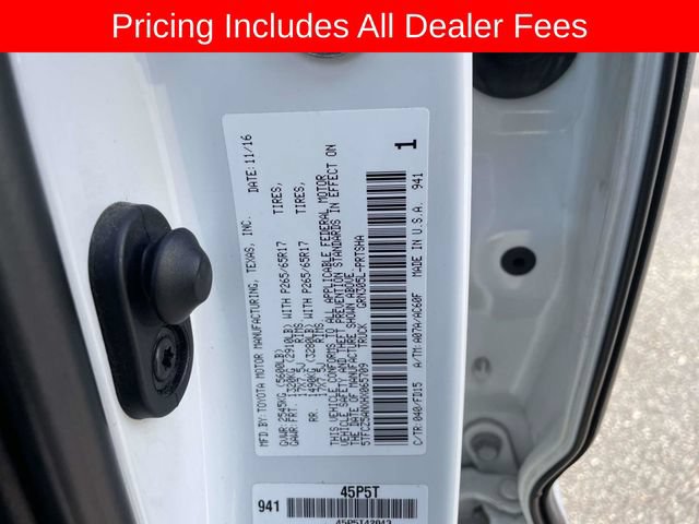 Used 2017 Toyota Tacoma TRD Sport w/ Tow Package (A/T) AWD/4WD image 37