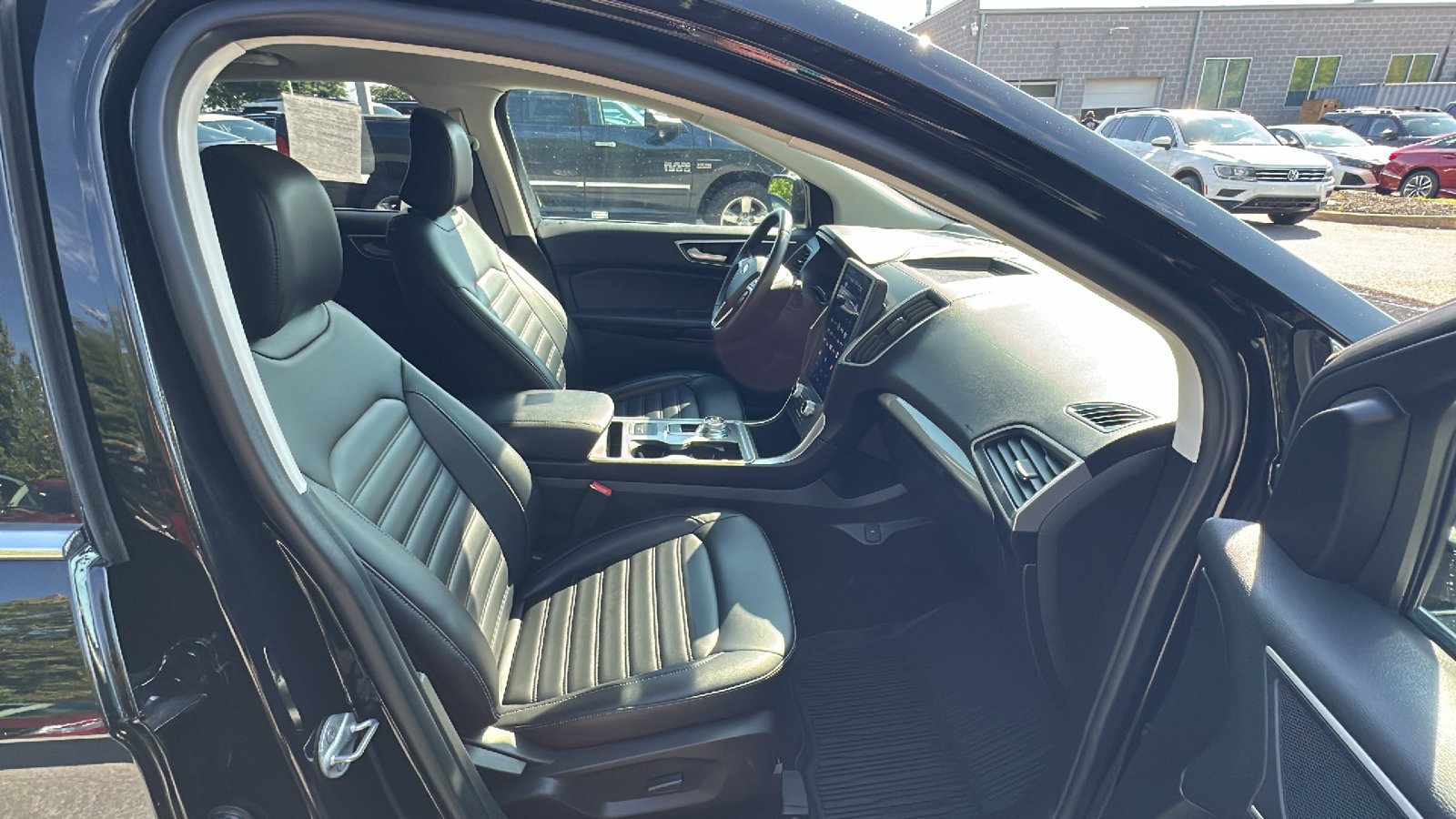 Used 2023 Ford Edge SEL w/ Convenience Package AWD/4WD image 24