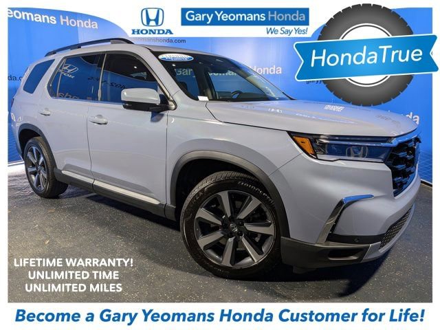 Certified 2025 Honda Pilot Touring