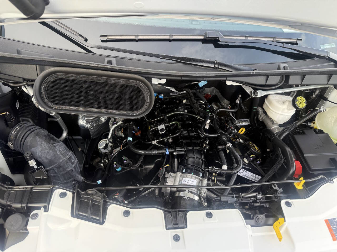 Used 2023 Ford Transit 350 XLT image 23