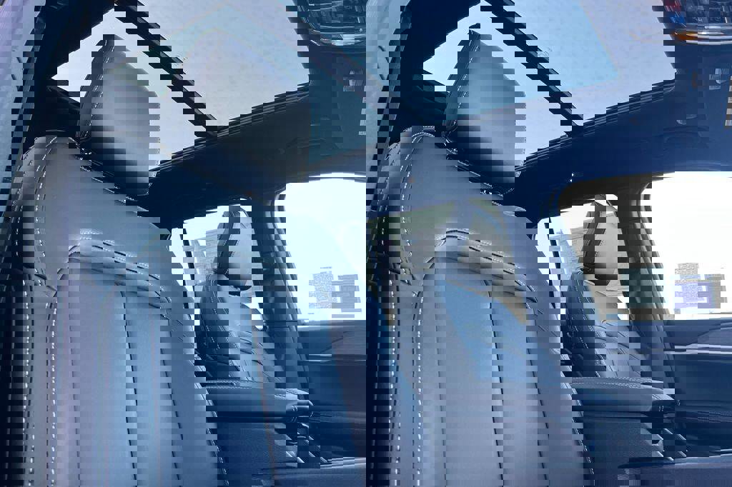 New 2026 Jeep Grand Cherokee Limited image 17