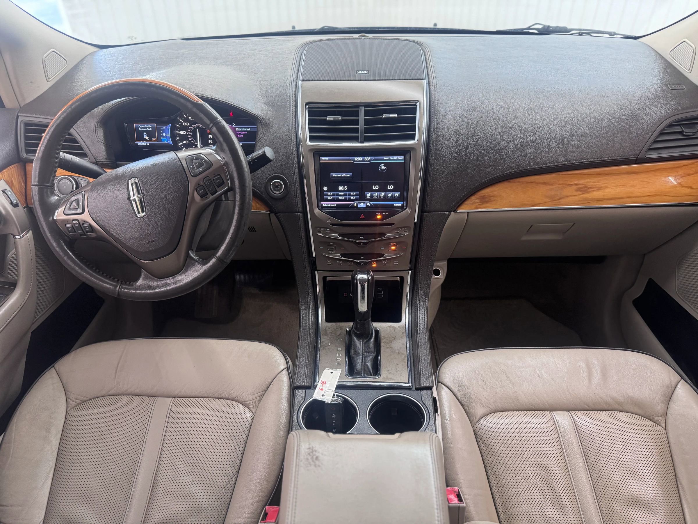 Used 2015 Lincoln MKX AWD w/ Equipment Group 102A image 13