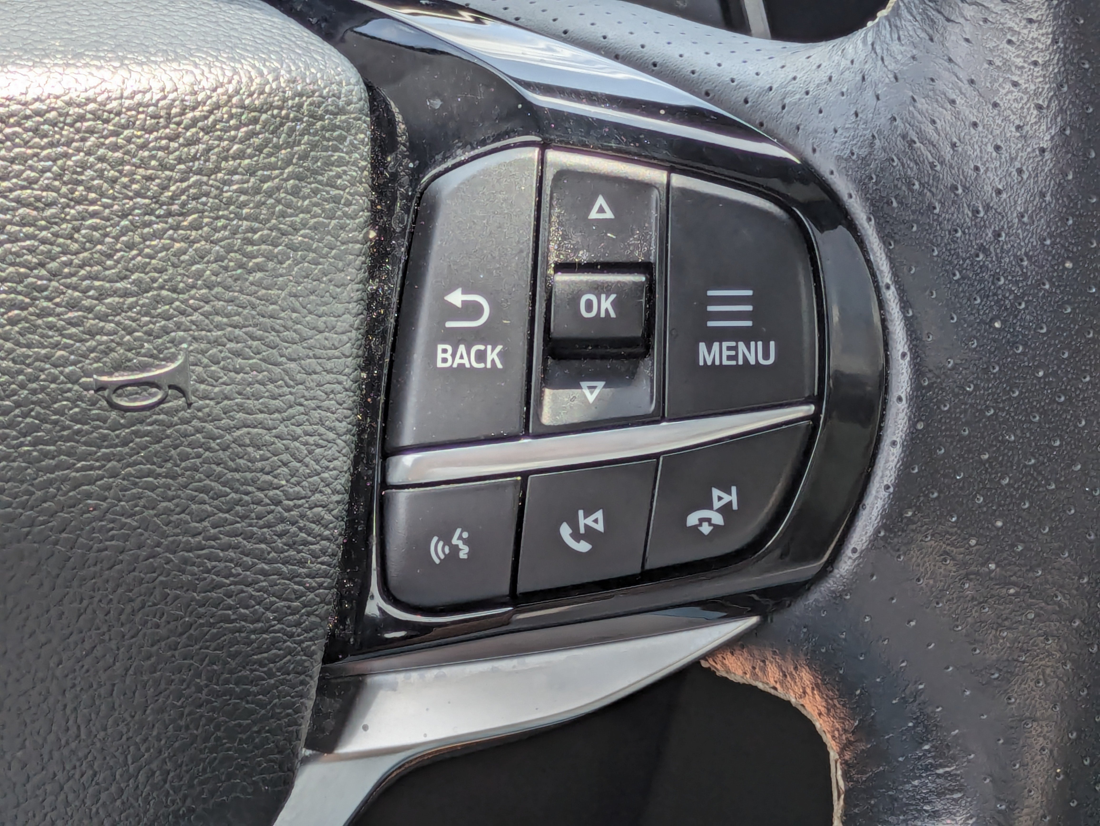 Used 2022 Ford Explorer ST w/ Equipment Group 401A AWD/4WD image 22