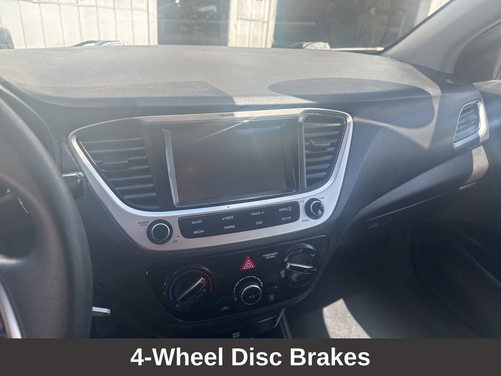 Certified 2022 Hyundai Accent SEL FWD image 17