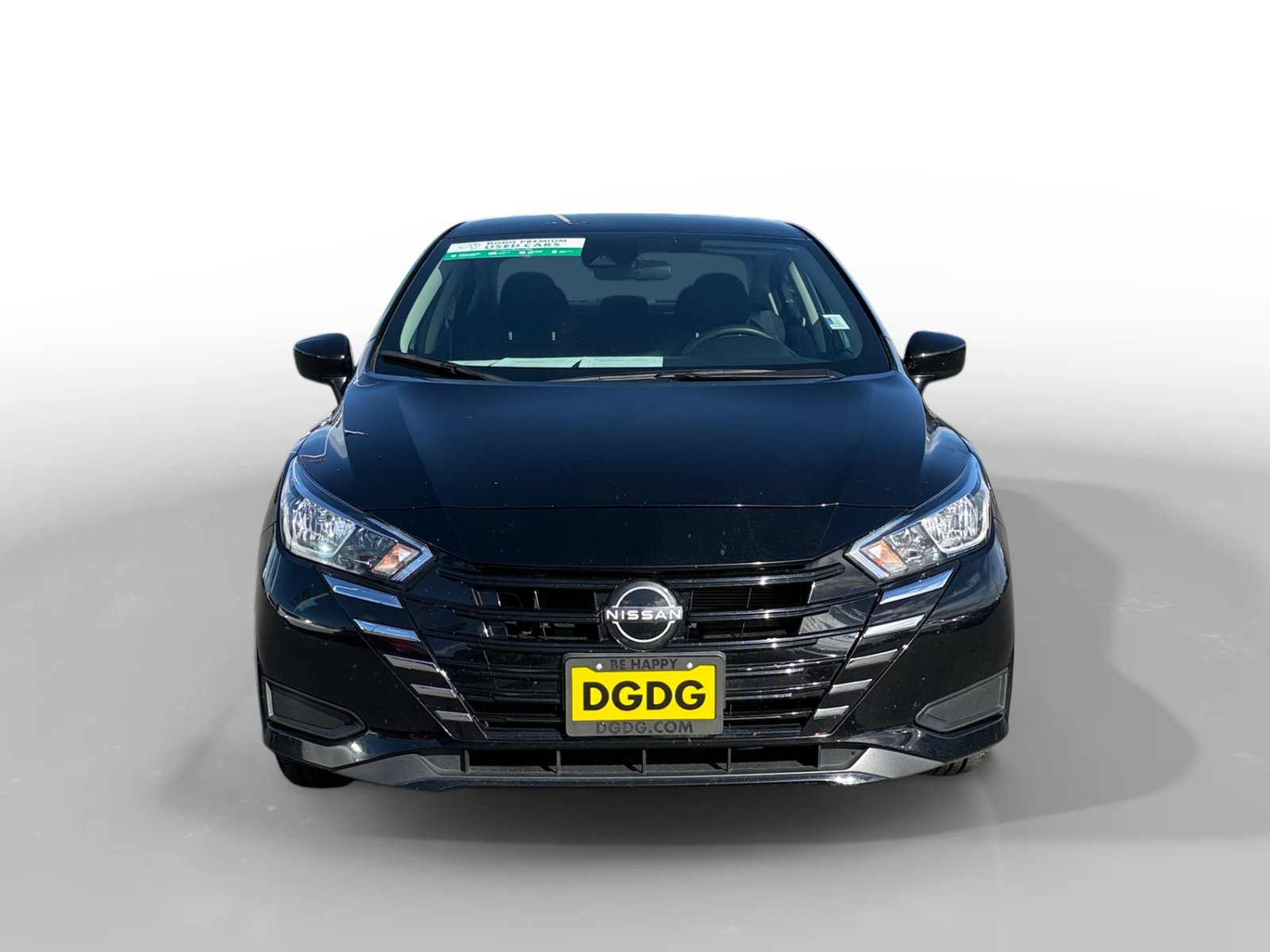 Used 2023 Nissan Versa SV FWD image 8