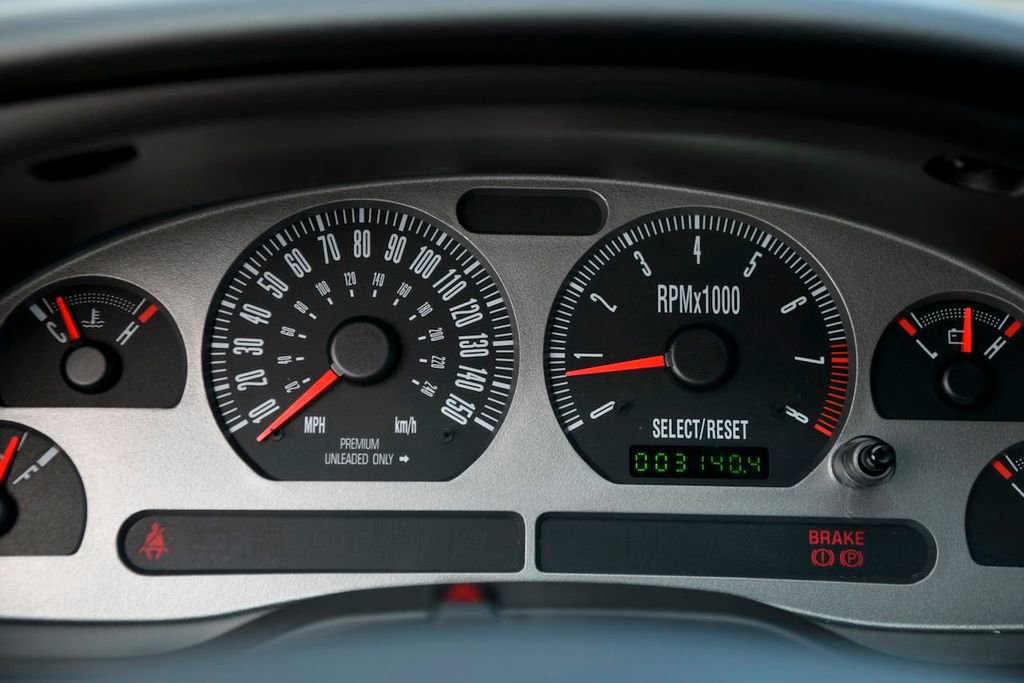 Used 2003 Ford Mustang Mach 1 RWD image 50