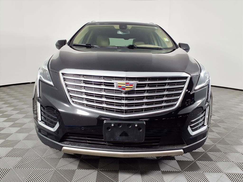Used 2017 Cadillac XT5 Platinum w/ Driver Assist Package image 2