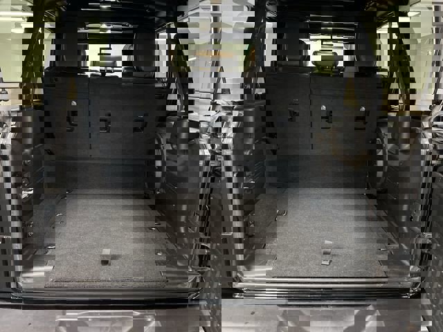 Used 2022 Jeep Wrangler Unlimited Sahara image 26