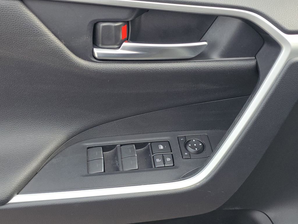 Used 2024 Toyota RAV4 XSE w/ Weather Package image 33