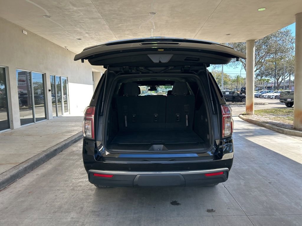 Used 2023 Chevrolet Suburban LS image 35