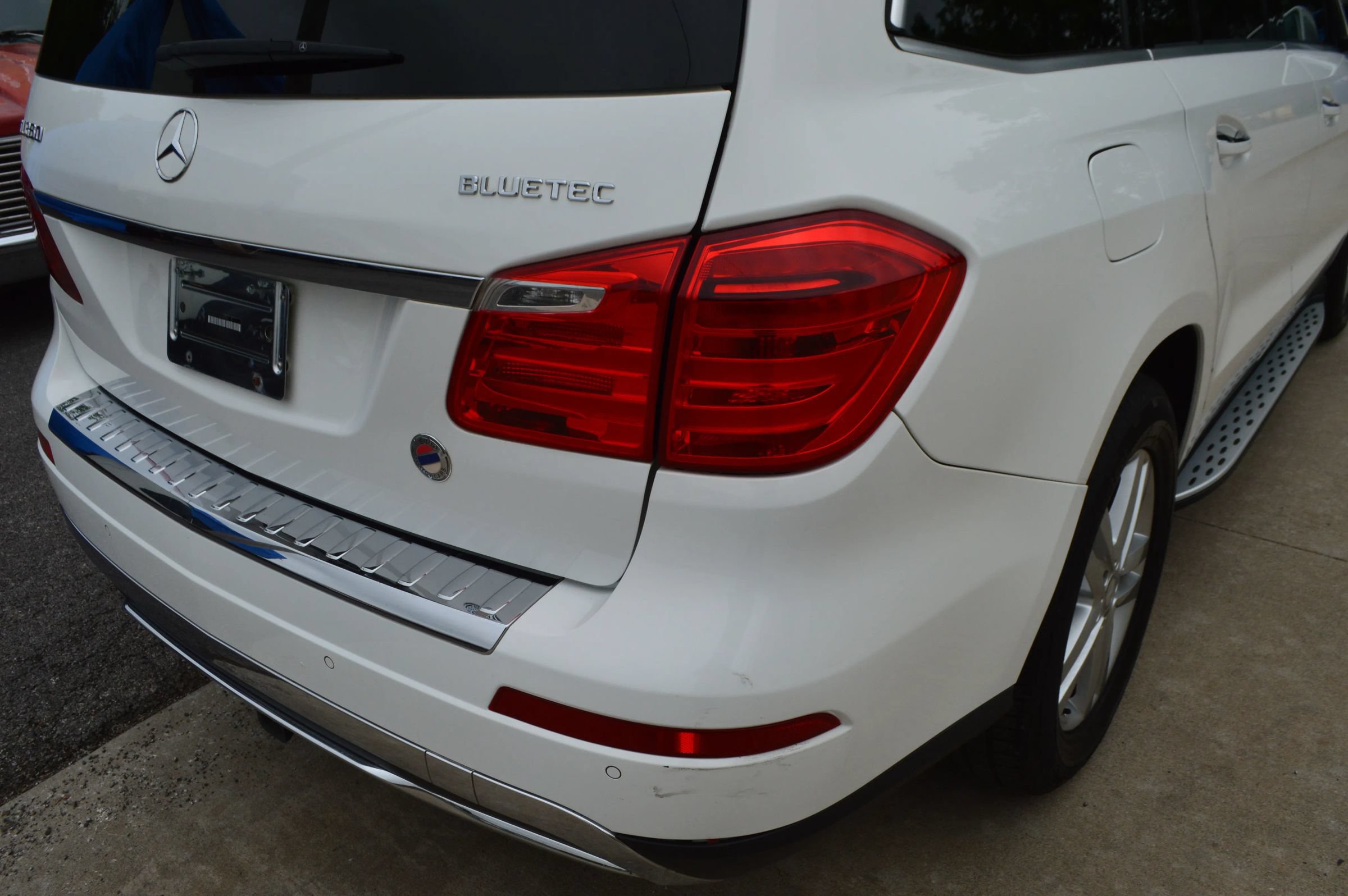 Used 2015 Mercedes-Benz GL 320 BlueTEC 4MATIC image 9