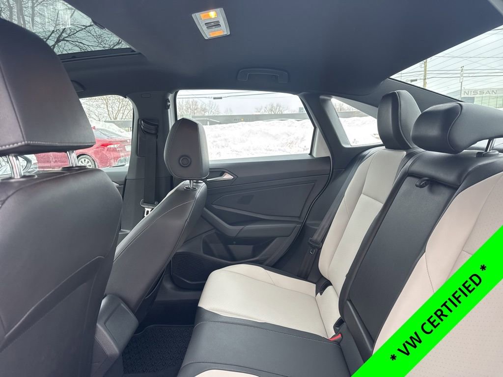 Certified 2020 Volkswagen Jetta R-Line image 12