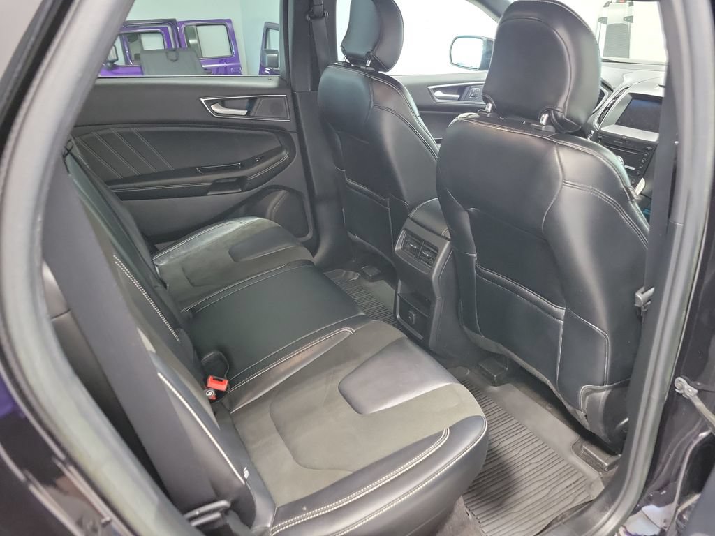 Used 2019 Ford Edge ST AWD/4WD image 18