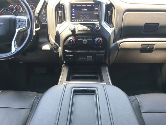Used 2019 Chevrolet Silverado 1500 LT Trail Boss AWD/4WD image 18