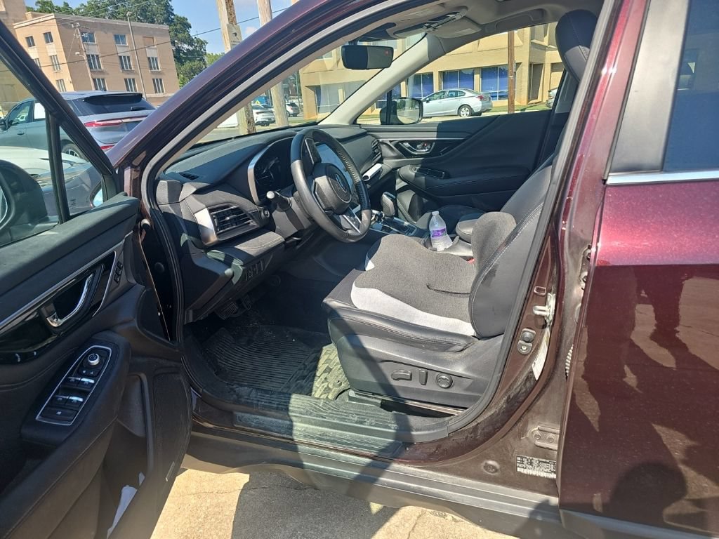 Used 2024 Subaru Outback Limited XT AWD/4WD image 6