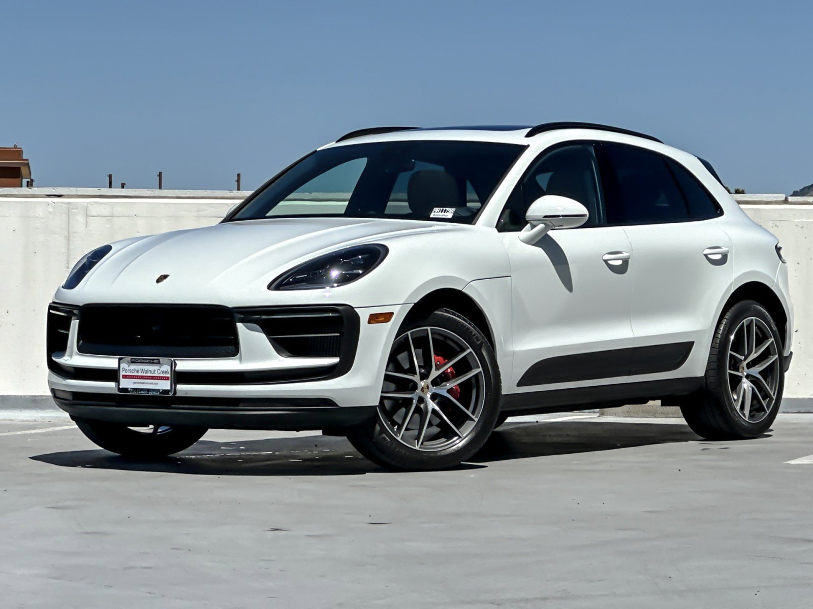 Used 2024 Porsche Macan S AWD/4WD image 1