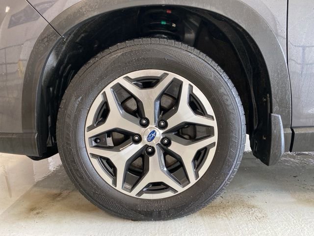 Certified 2023 Subaru Forester Premium image 5
