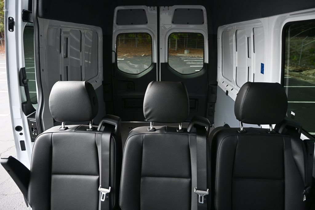 Used 2026 Mercedes-Benz Sprinter 2500 image 17