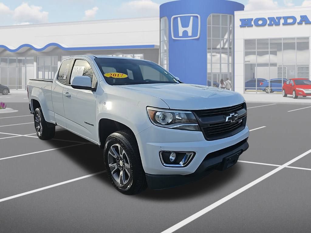 Used 2017 Chevrolet Colorado Z71 image 1
