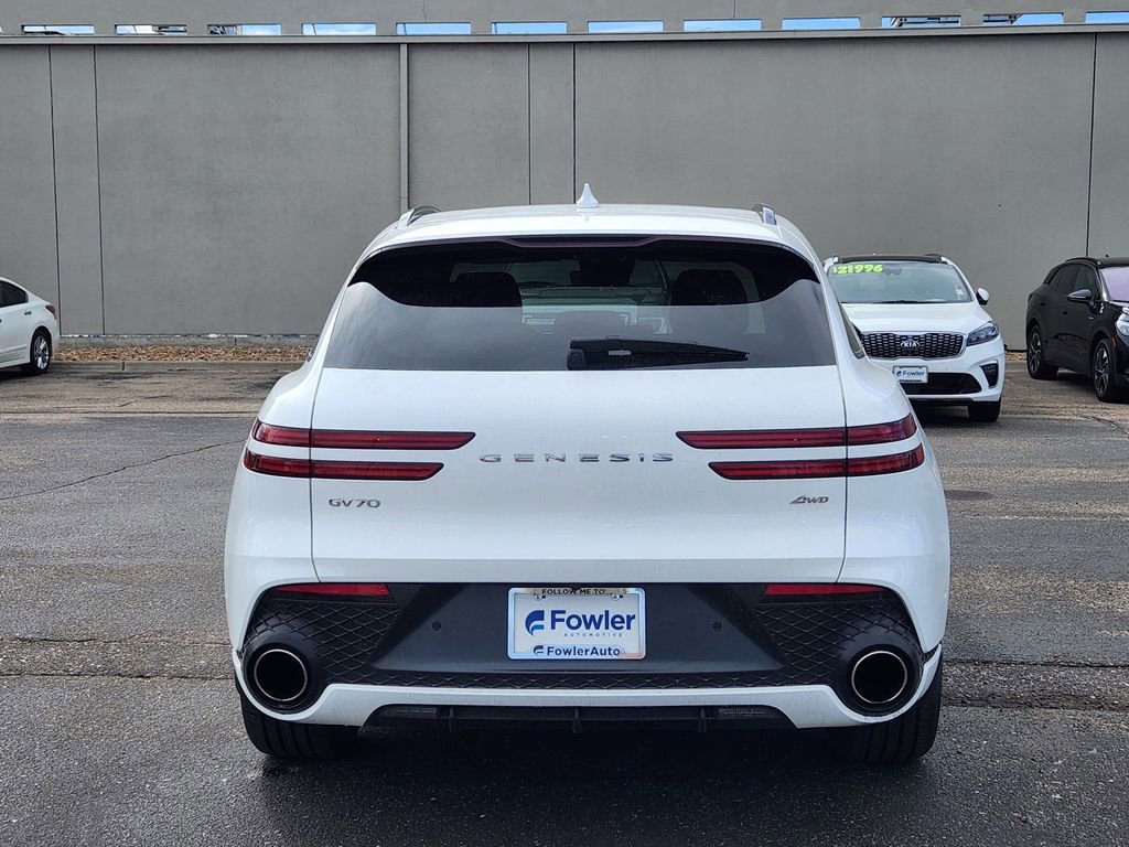 Used 2023 Genesis GV70 2.5T w/ Sport Prestige Package image 6