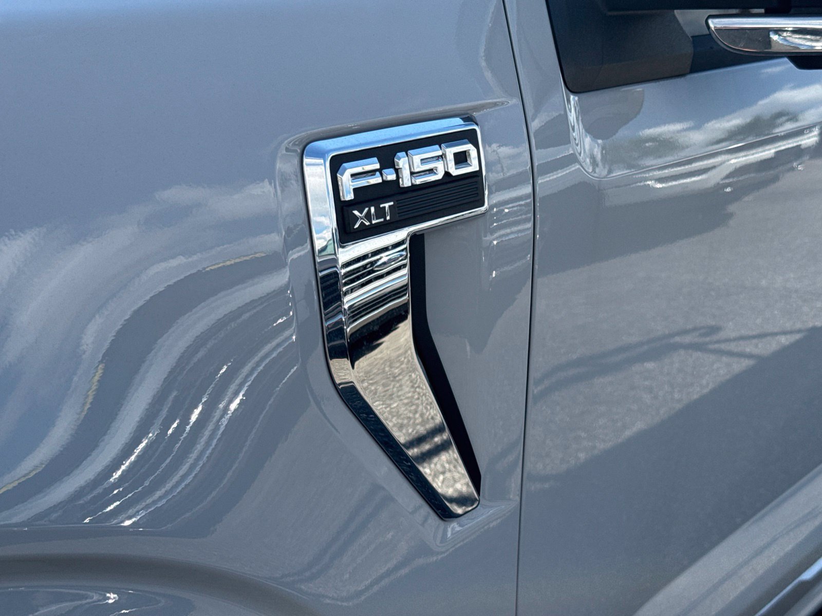Used 2024 Ford F150 XLT w/ Equipment Group 302A MID RWD image 15