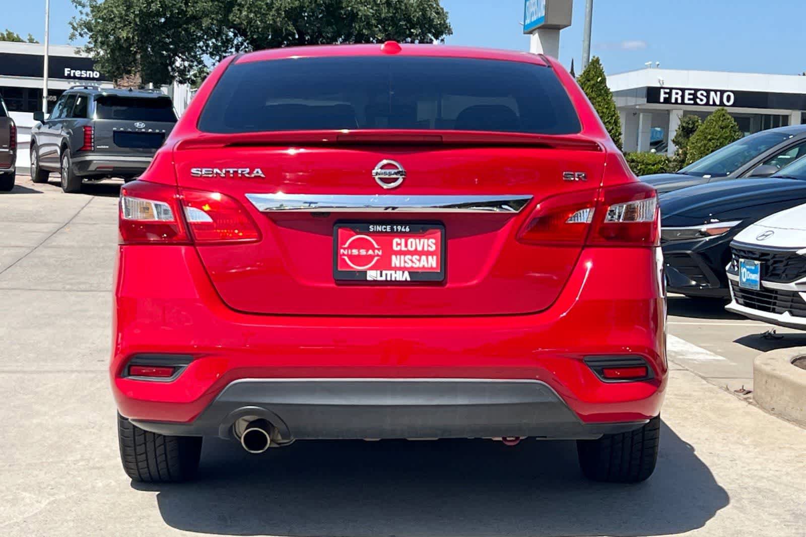 Used 2016 Nissan Sentra SR w/ Driver's Assist Package FWD image 8