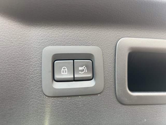 Certified 2025 MAZDA CX-70 Plug-In Hybrid w/ Premium Pkg image 34