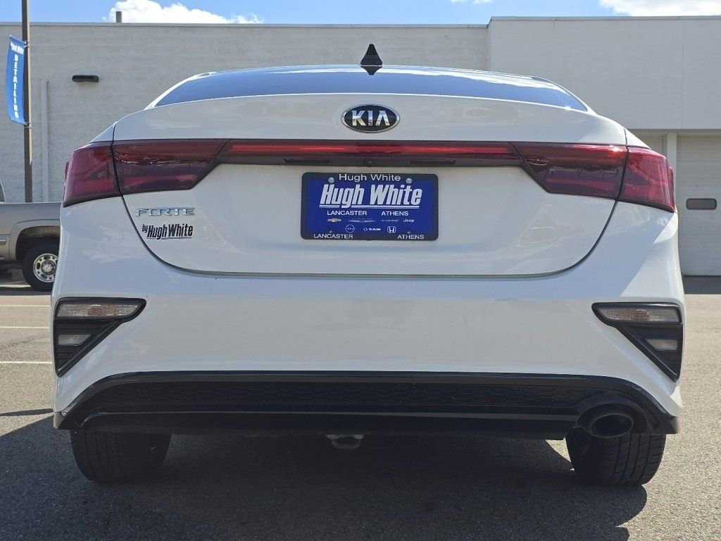 Used 2020 Kia Forte LXS FWD image 11