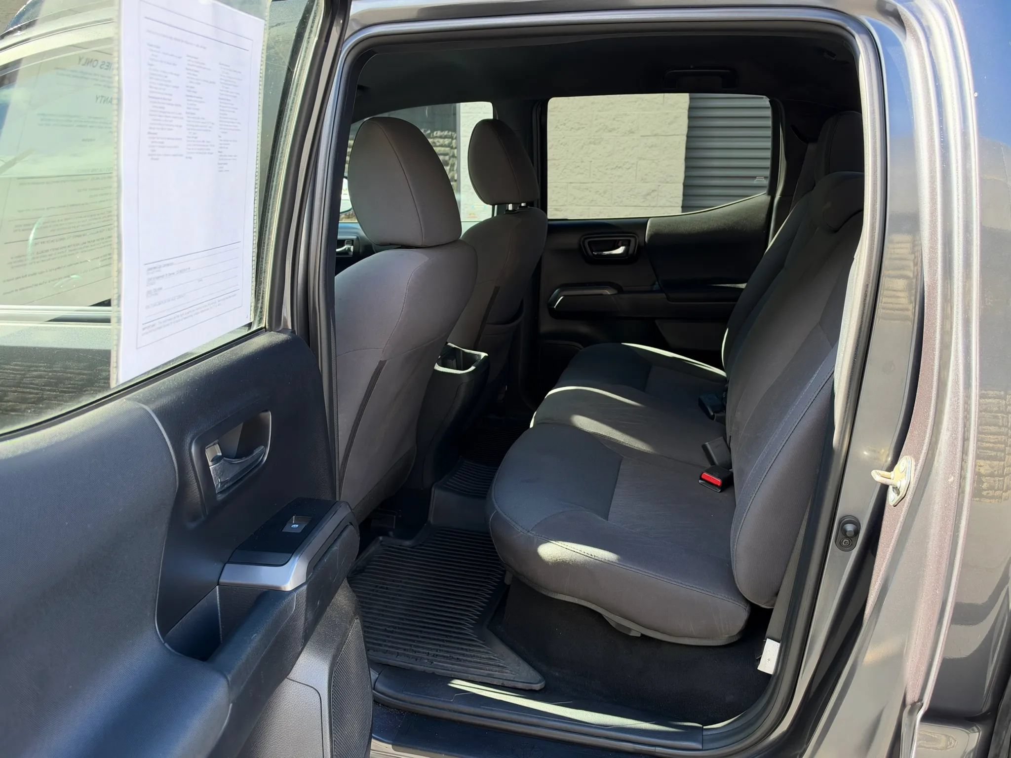 Used 2019 Toyota Tacoma TRD Off-Road AWD/4WD image 29