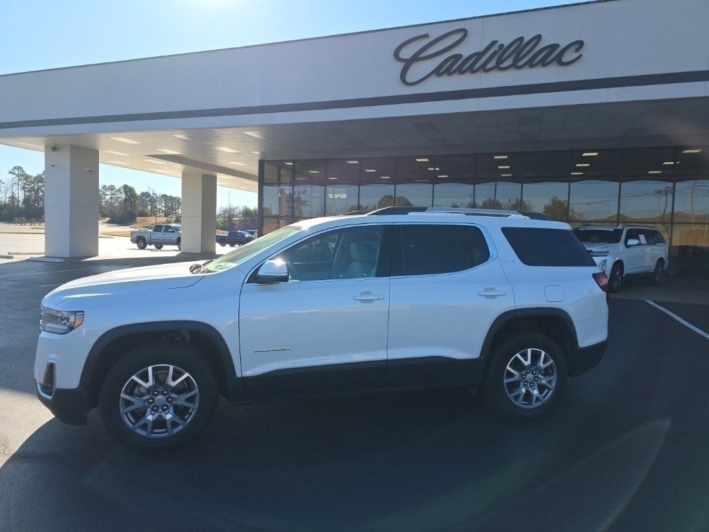 Used 2020 GMC Acadia SLT w/ Driver Alert Package II image 2