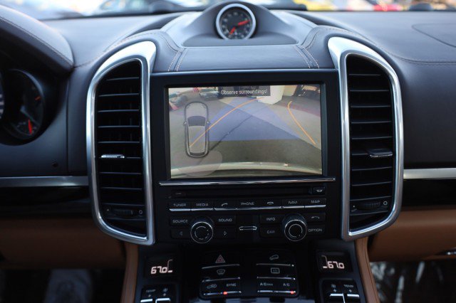 Used 2014 Porsche Cayenne GTS AWD/4WD image 36