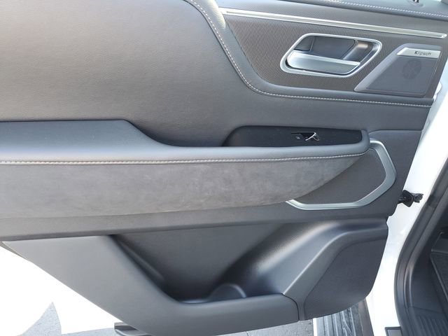 New 2026 INFINITI QX80 Luxe w/ Cargo Package image 19