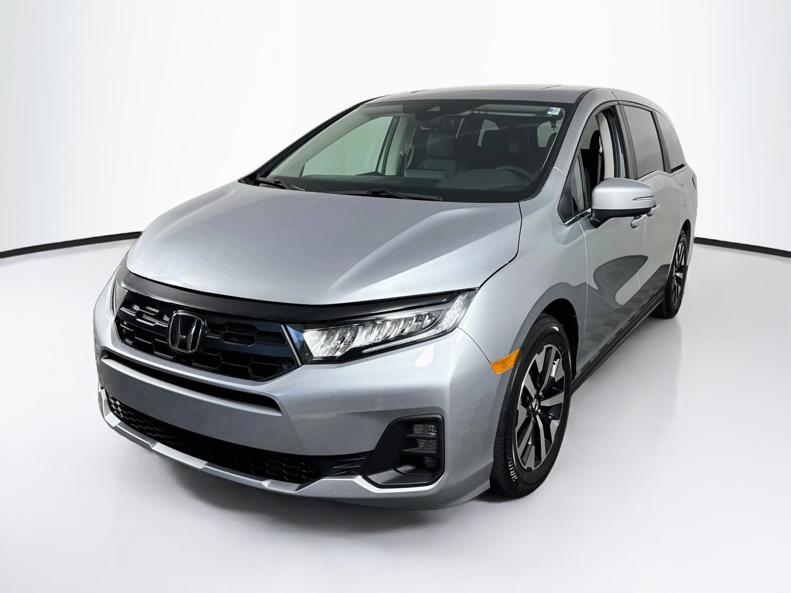 Used 2026 Honda Odyssey EX-L image 3
