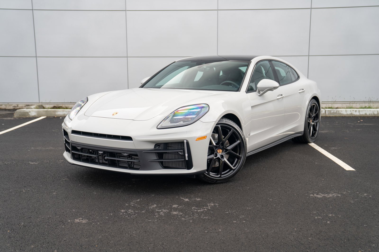 New 2026 Porsche Panamera 4