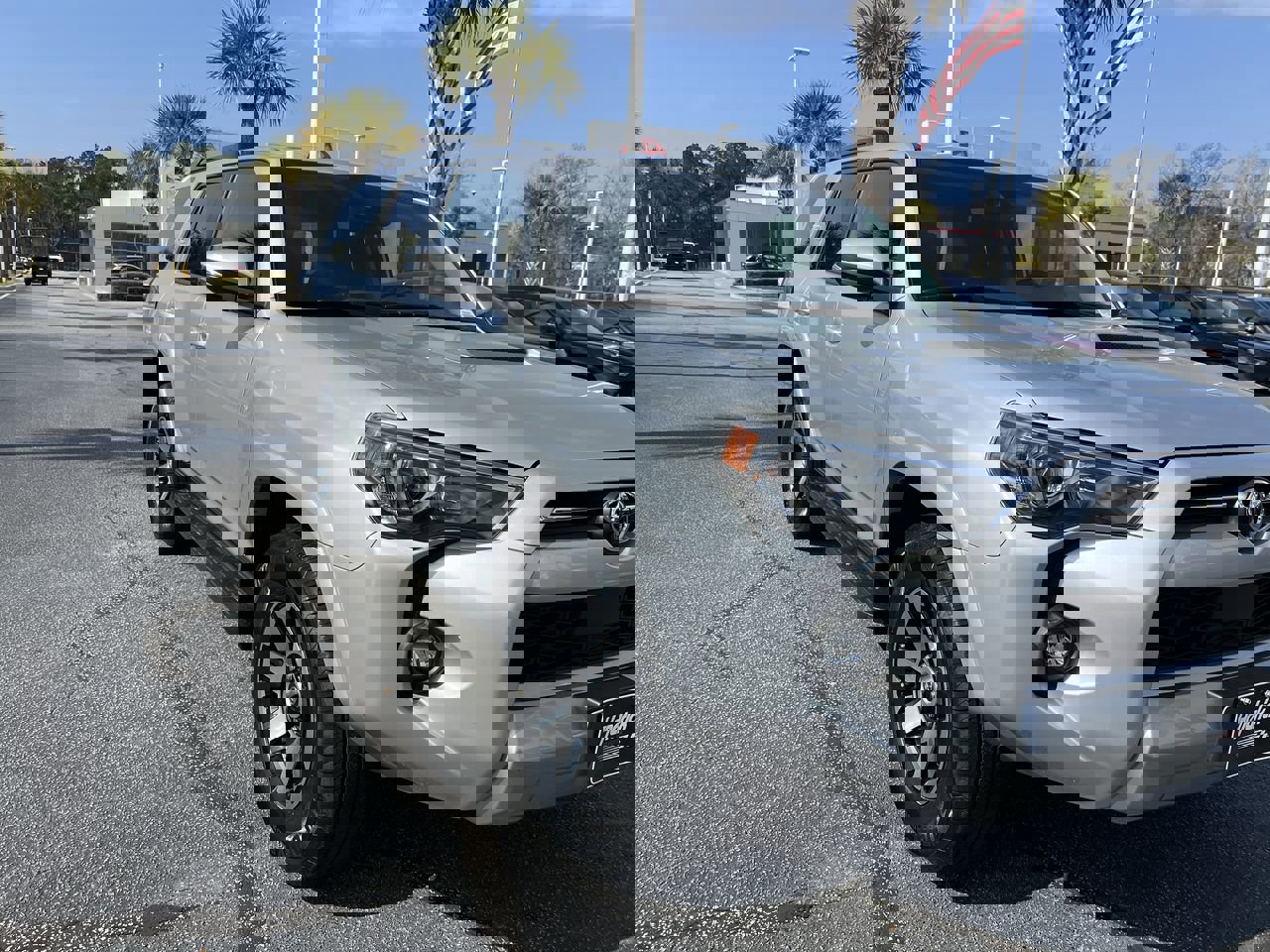 Used 2024 Toyota 4Runner TRD Off-Road Premium image 2