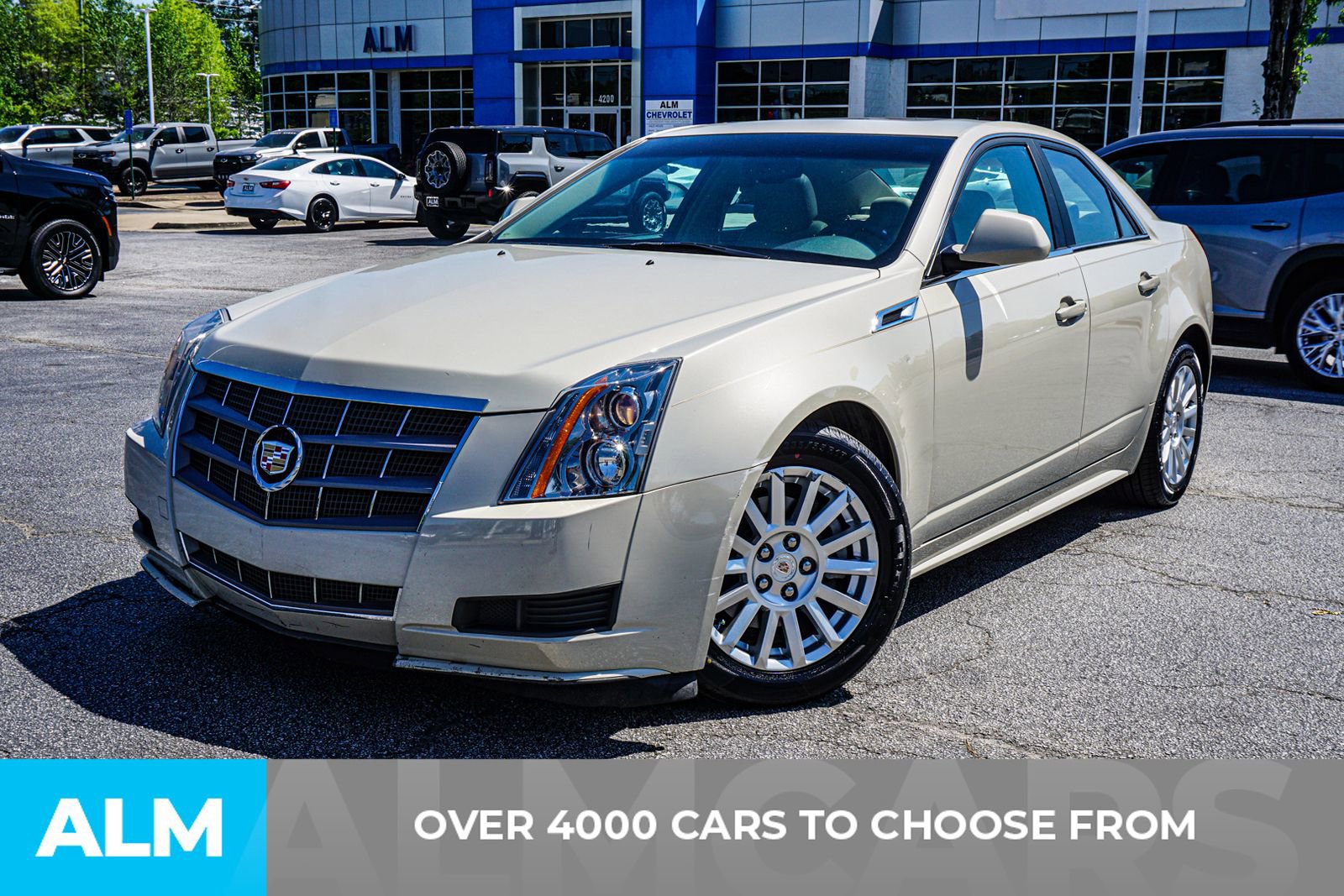 Used 2011 Cadillac CTS Luxury RWD image 3