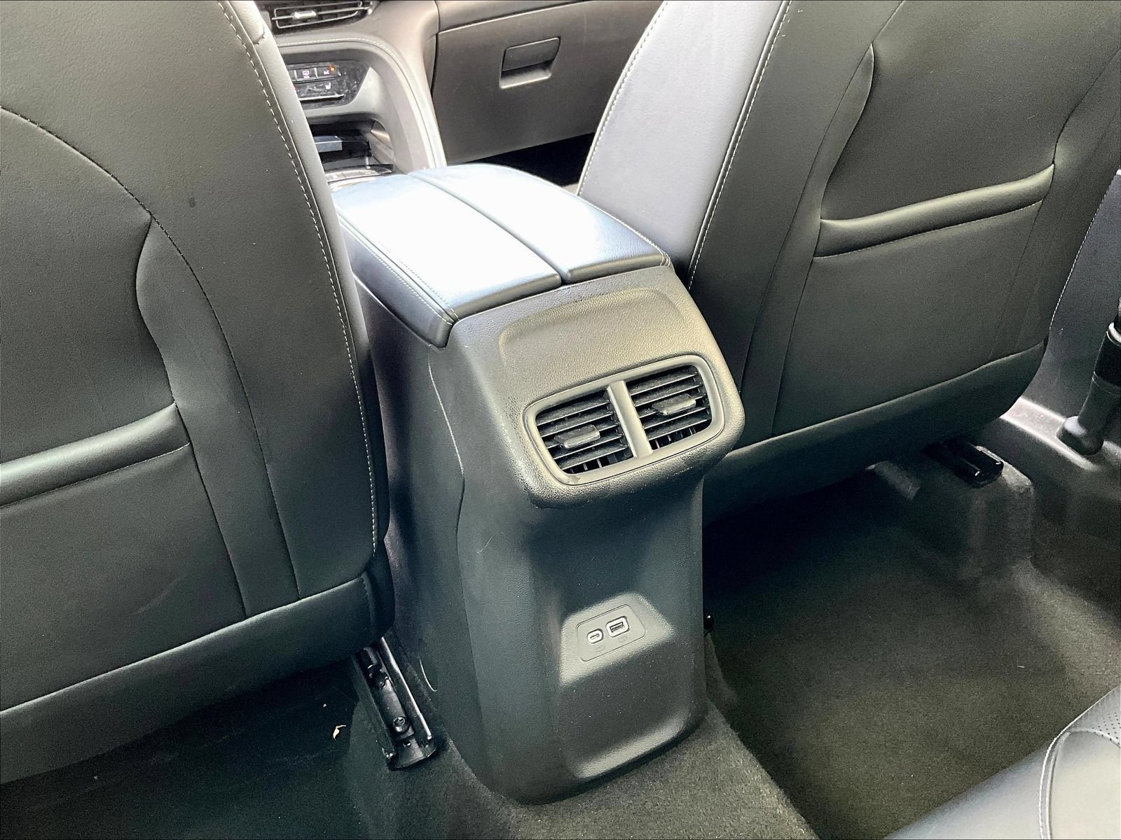 Used 2023 Buick Envision Essence FWD image 13