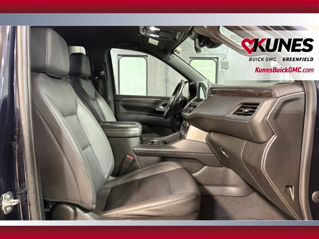 Used 2023 Chevrolet Tahoe LT w/ Luxury Package AWD/4WD image 40