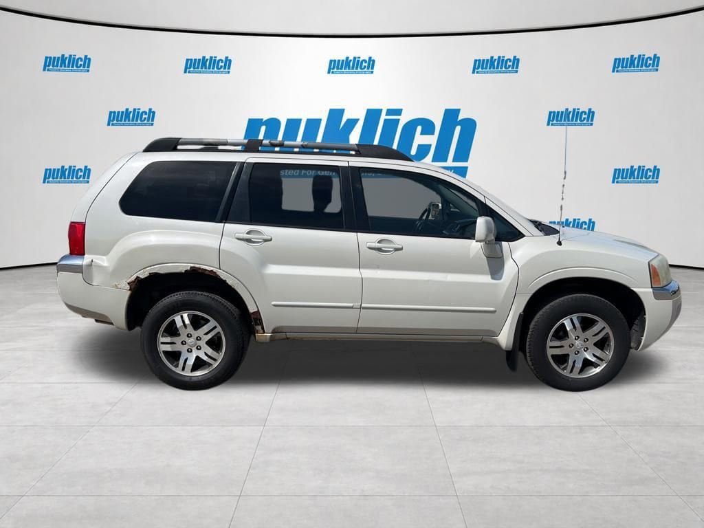Used 2004 Mitsubishi Endeavor XLS AWD/4WD image 4