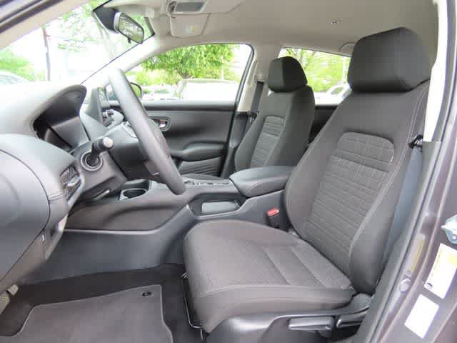 Used 2025 Honda HR-V LX image 12