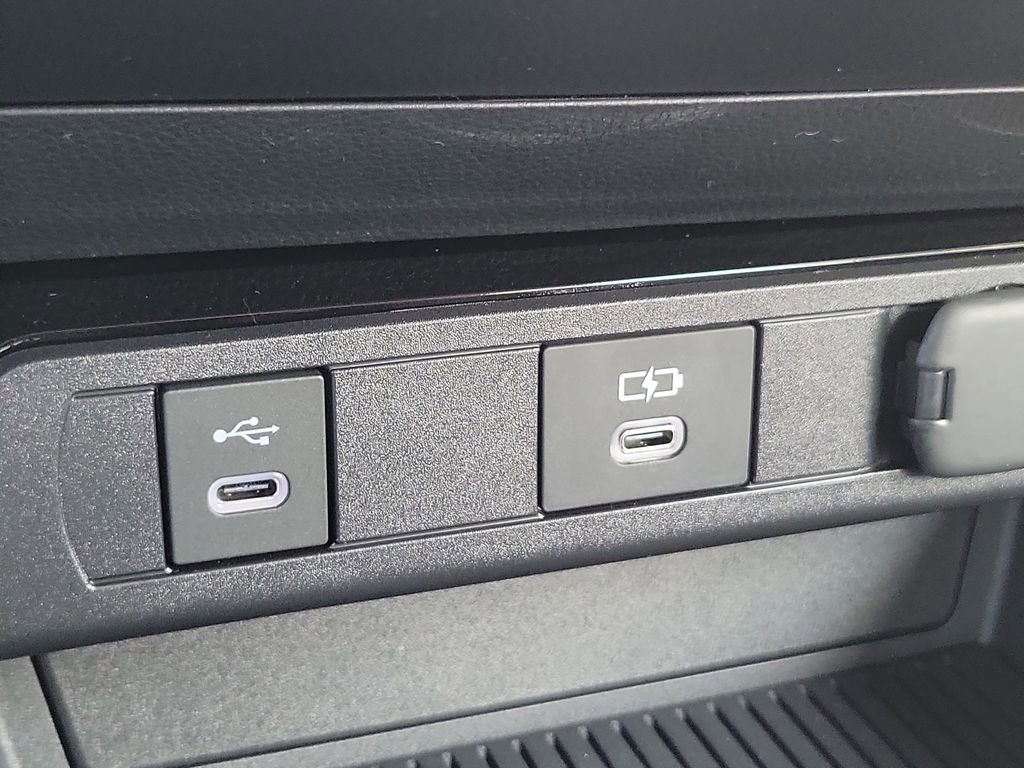 New 2026 Toyota Prius Plug-In Hybrid image 31