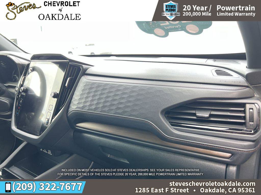 Used 2025 Subaru Forester Touring AWD/4WD image 34