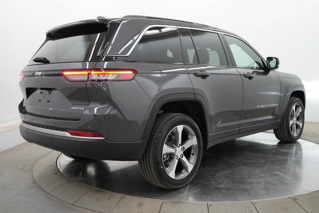 Used 2026 Jeep Grand Cherokee Limited AWD/4WD image 7